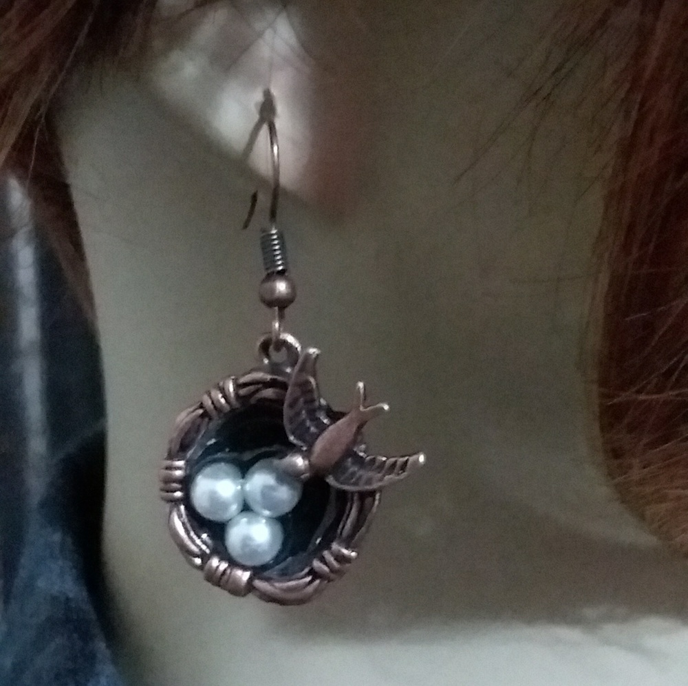 Robins Egg NEST FULL of pearls. Bronzed copper